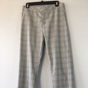 NWT Boohoo Checkered Pants 💗